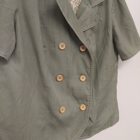 Light green vintage top - Picture 2 of 4